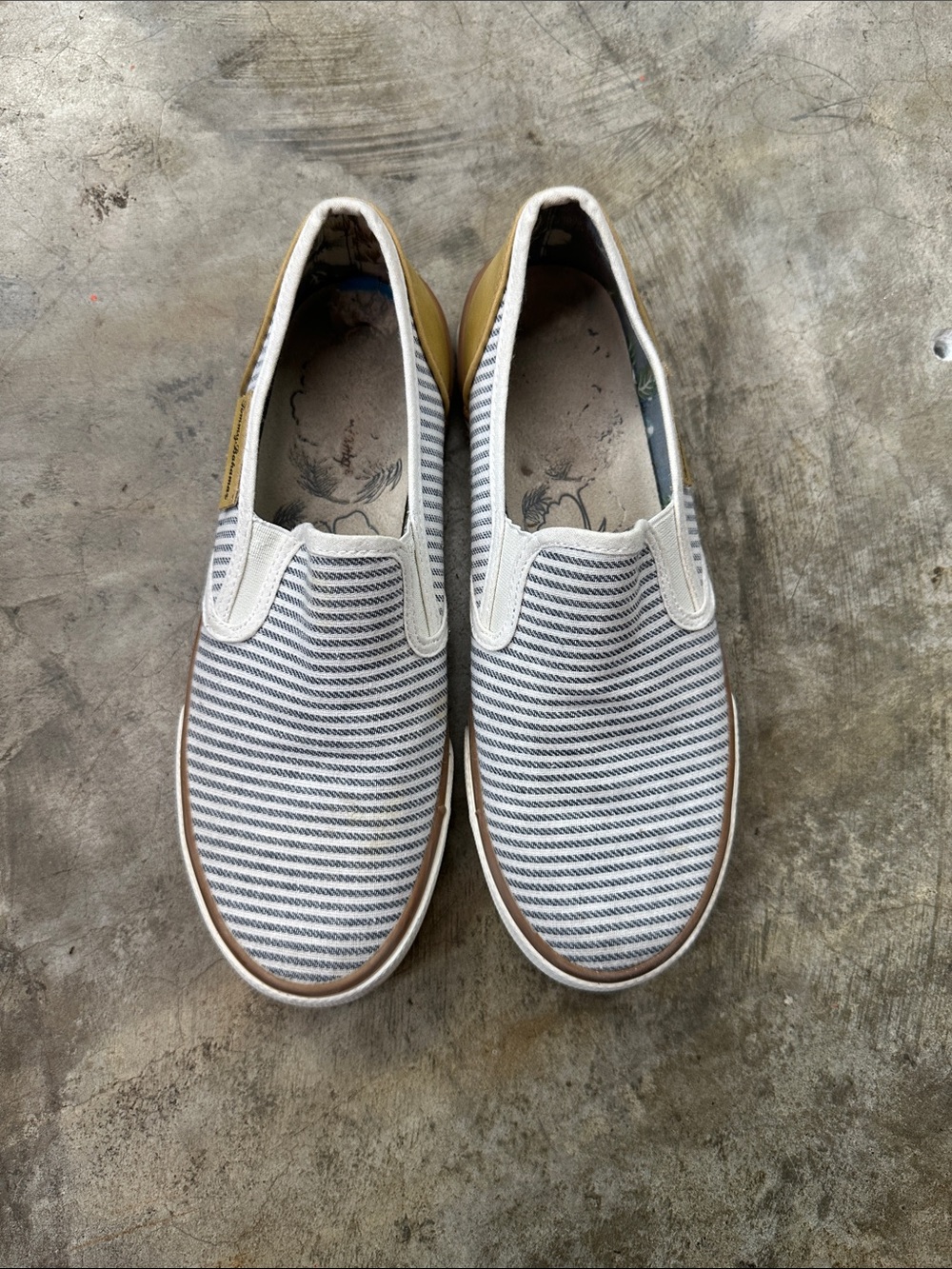Tommy Bahama White and Gray Striped Slip-On Loafers